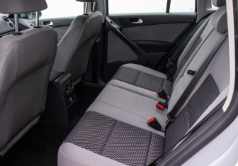 Подержанный автомобиль Volkswagen Tiguan 2011 года (11 фото)