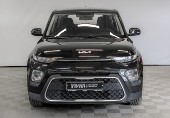 Подержанный автомобиль Kia Soul 2022 года (2 фото)