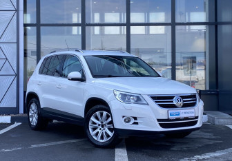 Подержанный автомобиль Volkswagen Tiguan 2010 года (3 фото)