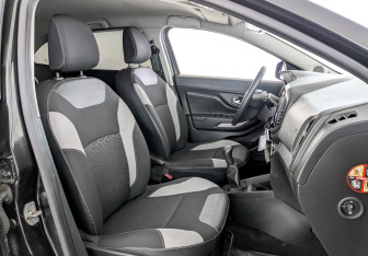 Подержанный автомобиль LADA (ВАЗ) XRAY 2016 года (23 фото)