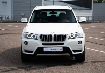 Подержанный автомобиль BMW X3 2010 года (2 фото)