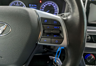 Подержанный автомобиль Hyundai Sonata 2019 года (27 фото)
