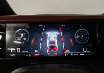 Подержанный автомобиль GAC M8 2024 года (11 фото)