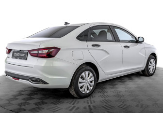 Подержанный автомобиль LADA (ВАЗ) Vesta Sedan 2023 года (5 фото)