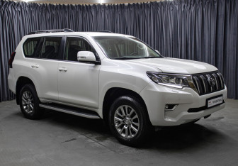Подержанный автомобиль Toyota Land Cruiser Prado 2019 года (3 фото)