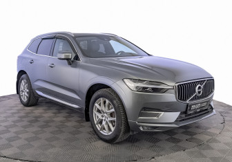 Подержанный автомобиль Volvo XC60 2021 года (3 фото)