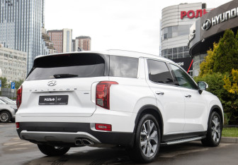 Подержанный автомобиль Hyundai Palisade 2020 года (4 фото)