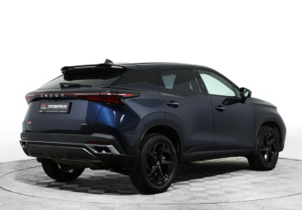 Подержанный автомобиль Omoda C5 2023 года (5 фото)