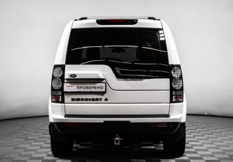 Подержанный автомобиль Land Rover Discovery 2014 года (6 фото)