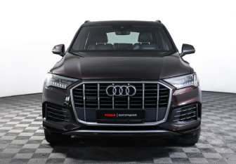 Подержанный автомобиль Audi Q7 2020 года (2 фото)