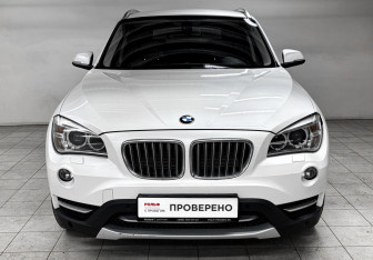 Подержанный автомобиль BMW X1 2012 года (3 фото)