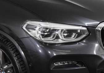 Подержанный автомобиль BMW X3 2020 года (7 фото)