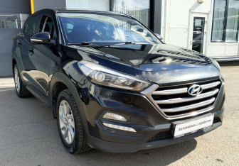 Подержанный автомобиль Hyundai Tucson 2015 года (3 фото)