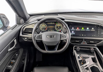 Подержанный автомобиль Geely Tugella 2023 года (22 фото)