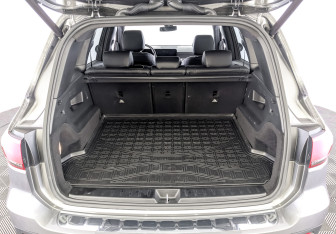 Подержанный автомобиль Mercedes-Benz GLB 2021 года (10 фото)