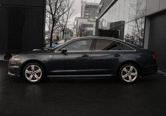 Подержанный автомобиль Audi A6 Sedan 2011 года (8 фото)