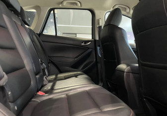 Подержанный автомобиль Mazda CX-5 2013 года (12 фото)