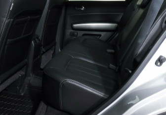 Подержанный автомобиль Nissan X-Trail 2013 года (16 фото)