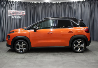 Подержанный автомобиль Citroen C3 Aircross 2018 года (8 фото)