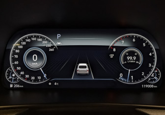 Подержанный автомобиль Hyundai Sonata 2022 года (13 фото)