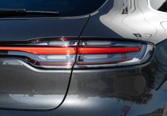 Новый Porsche Macan 2025 (19 фото)