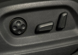 Подержанный автомобиль Volkswagen Tiguan 2010 года (13 фото)