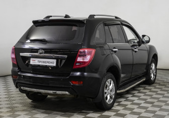 Подержанный автомобиль Lifan X60 2016 года (5 фото)