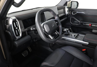 Подержанный автомобиль Jetour T2 2024 года (9 фото)
