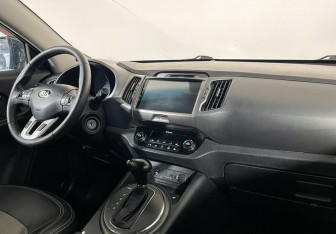 Подержанный автомобиль Kia Sportage 2013 года (7 фото)