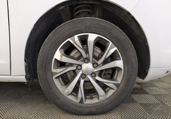 Подержанный автомобиль Haval Jolion 2023 года (18 фото)