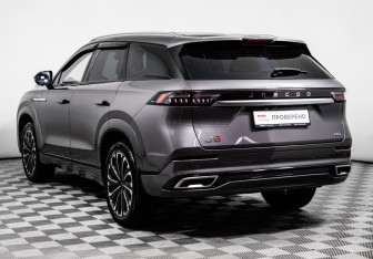 Подержанный автомобиль Jaecoo J8 2024 года (7 фото)