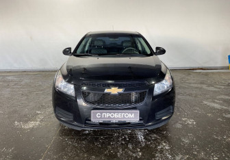 Подержанный автомобиль Chevrolet Cruze Sedan 2010 года (2 фото)