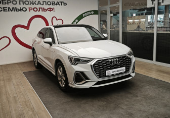 Подержанный автомобиль Audi Q3 Sportback 2021 года (3 фото)