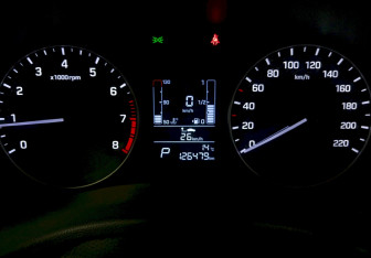 Подержанный автомобиль Hyundai Creta 2017 года (25 фото)