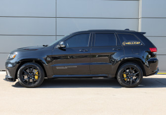 Подержанный автомобиль Jeep Grand Cherokee 2018 года (8 фото)