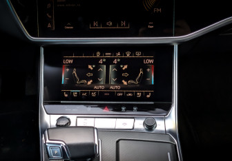 Подержанный автомобиль Audi A7 2021 года (29 фото)