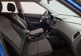 Подержанный автомобиль Hyundai Creta 2018 года (10 фото)