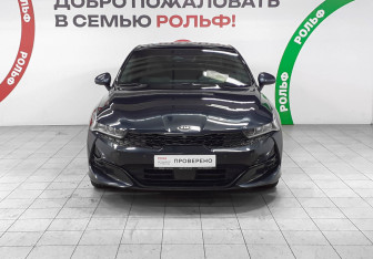 Подержанный автомобиль Kia K5 2021 года (2 фото)