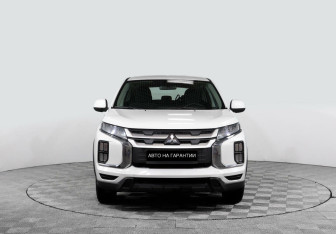 Подержанный автомобиль Mitsubishi ASX 2021 года (2 фото)