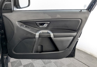 Подержанный автомобиль Volvo XC90 2013 года (26 фото)