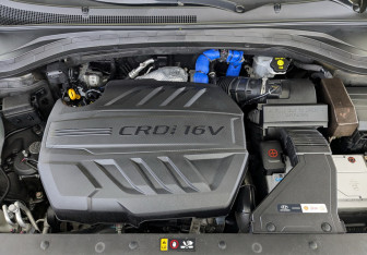 Подержанный автомобиль Hyundai Santa Fe 2019 года (9 фото)