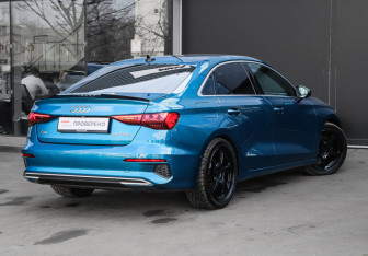 Подержанный автомобиль Audi A3 Sedan 2021 года (4 фото)