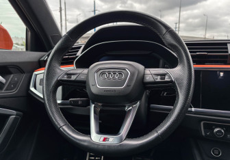 Подержанный автомобиль Audi Q3 Sportback 2021 года (14 фото)