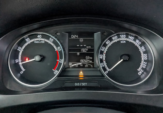 Подержанный автомобиль Skoda Rapid Liftback 2019 года (16 фото)