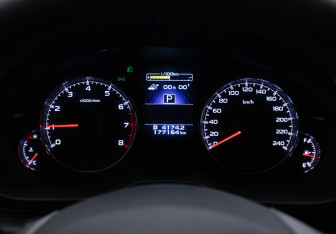 Подержанный автомобиль Subaru Outback Wagon 2012 года (12 фото)