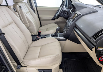 Подержанный автомобиль Land Rover Freelander 2014 года (25 фото)