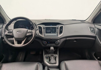 Подержанный автомобиль Hyundai Creta 2018 года (9 фото)