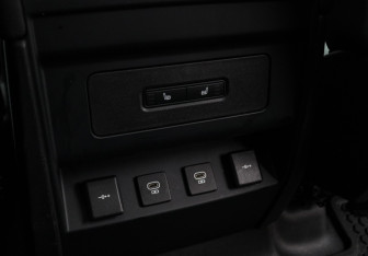 Подержанный автомобиль Land Rover Defender Suv 2020 года (10 фото)