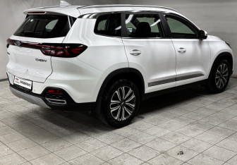 Подержанный автомобиль Chery Tiggo 8 2021 года (4 фото)