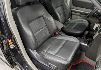 Подержанный автомобиль Nissan X-Trail 2006 года (21 фото)